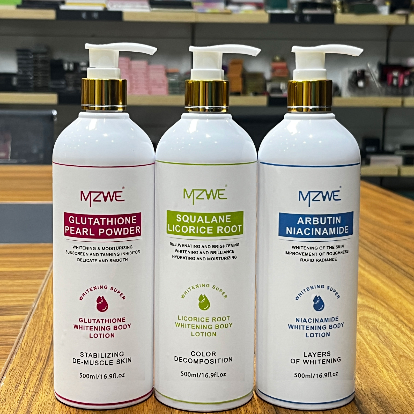 Lotion pour le Corps à la Reglisse – Crème Hydratante et Blanchissante Visage et Corps – Formule Organique à la Vitamine C et Acide Hyaluronique – Soin Vegan et sans Cruauté